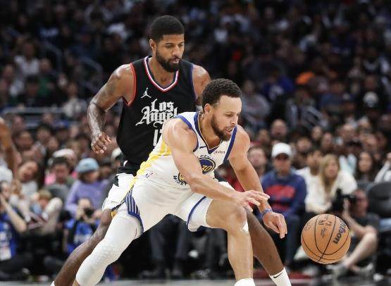 888贵宾会-前勇士GM迈尔斯：库里想再冲冠 得到一个乔治不够